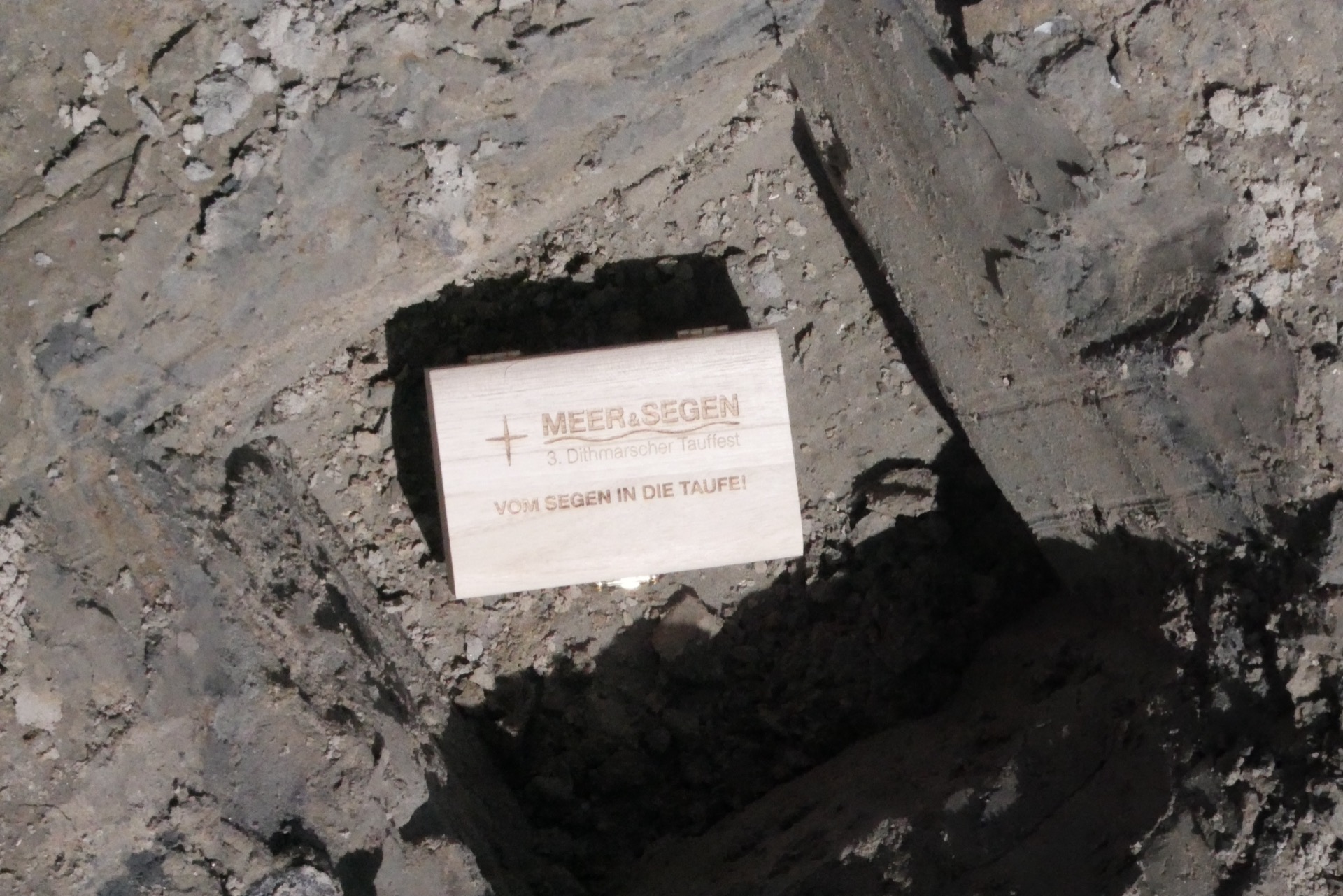 Meersegen Schild im Sand